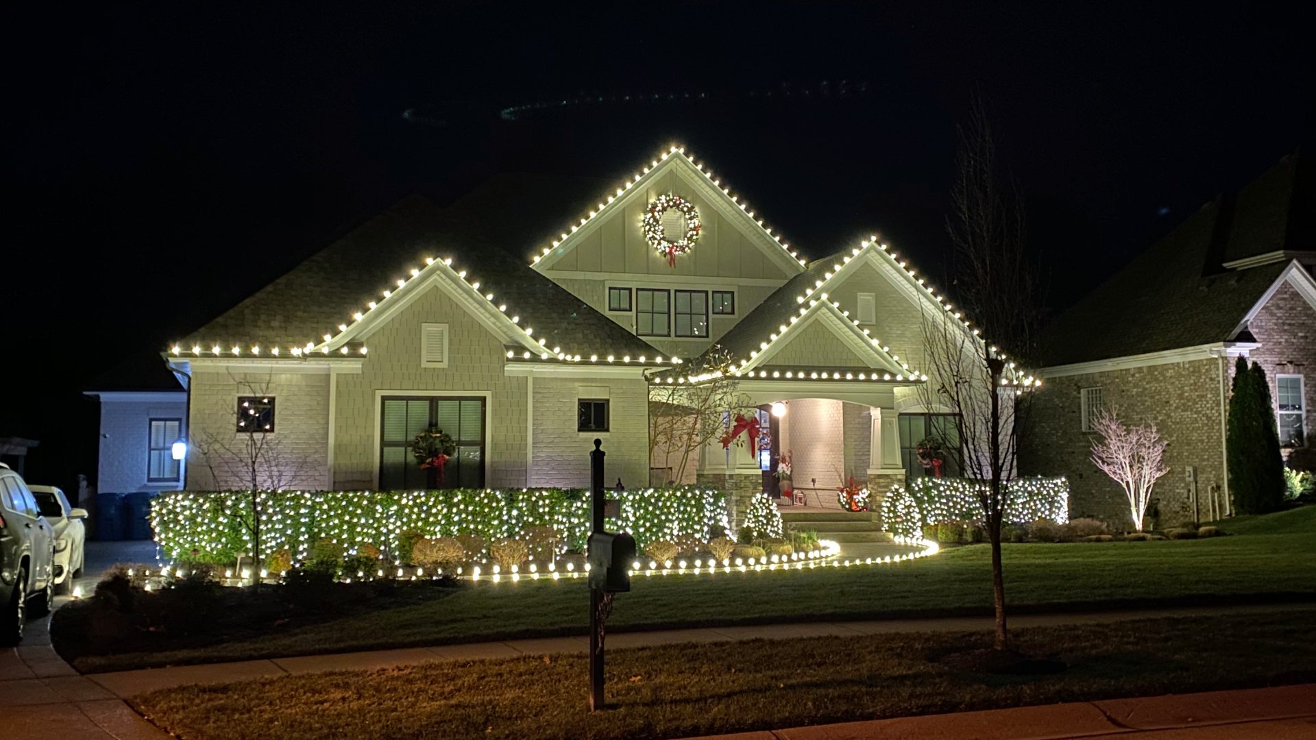 Holiday Lighting in Louisville, Jeffersonville, New Albany, IN | Lawn Works